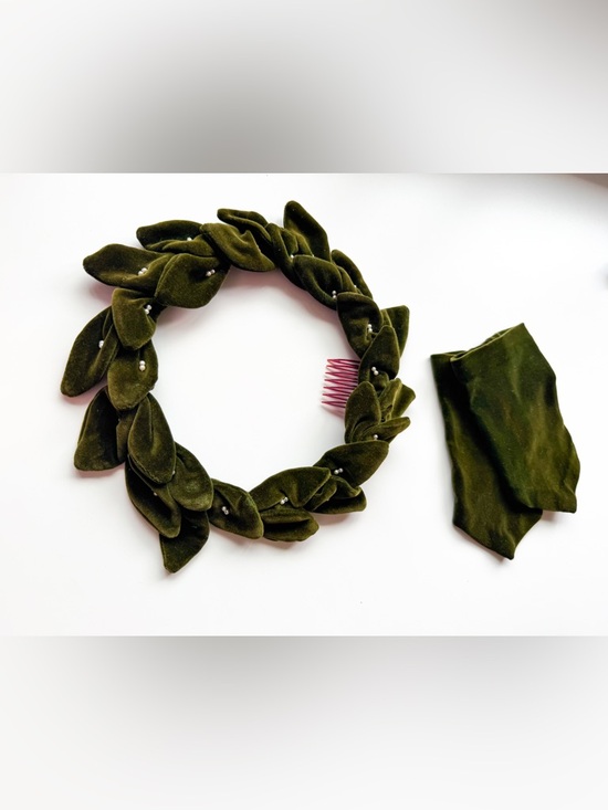 Accessories - Vintage 1950s Olive Velvet Leaf Headband with Pearl Beads and Matching Wristlets